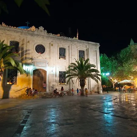 Center In Great Location * Iráclio